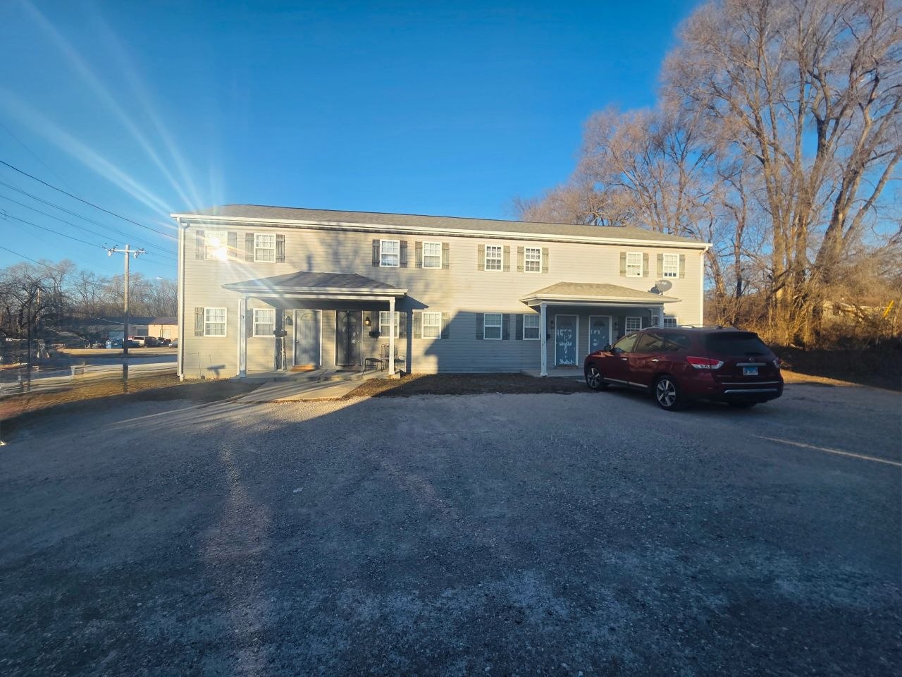 390 Railroad St, Marseilles